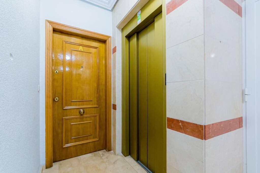 La Perla De Torrevieja Apartment Exterior photo